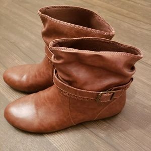 Camel American Eagle Slouch Ankle Booties